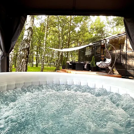 Dom Bus Twój Leśny Azyl Z Prywatnym Jacuzzi Skeczniew